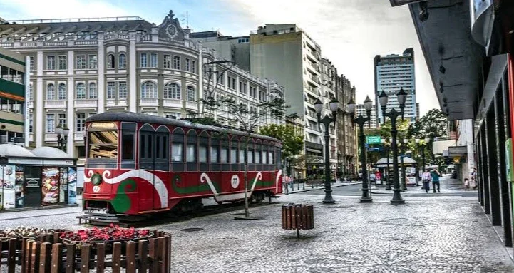 Expedição Paraná: Ecoturismo, Praias e Curitiba
